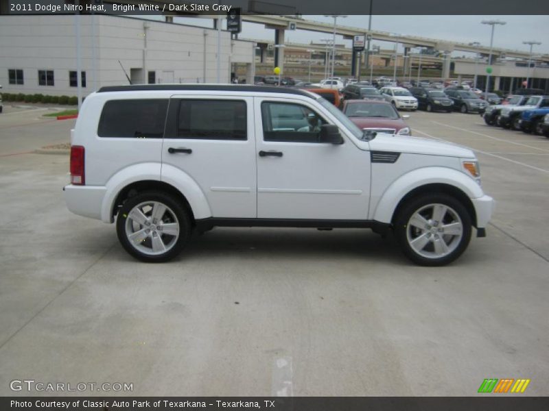 Bright White / Dark Slate Gray 2011 Dodge Nitro Heat