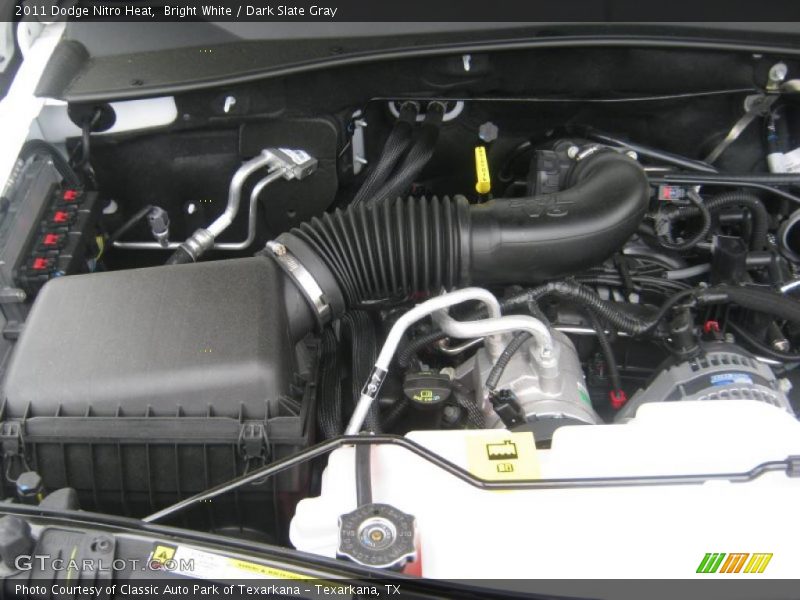 Bright White / Dark Slate Gray 2011 Dodge Nitro Heat