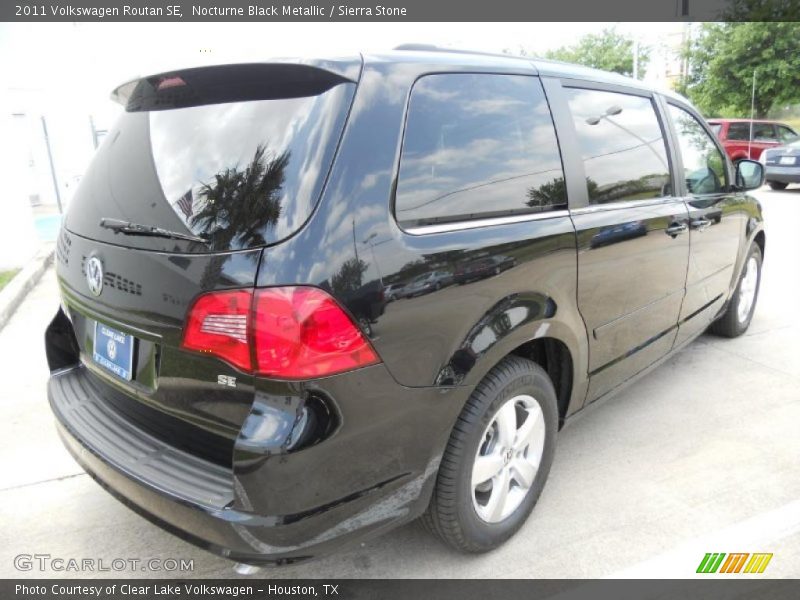 Nocturne Black Metallic / Sierra Stone 2011 Volkswagen Routan SE
