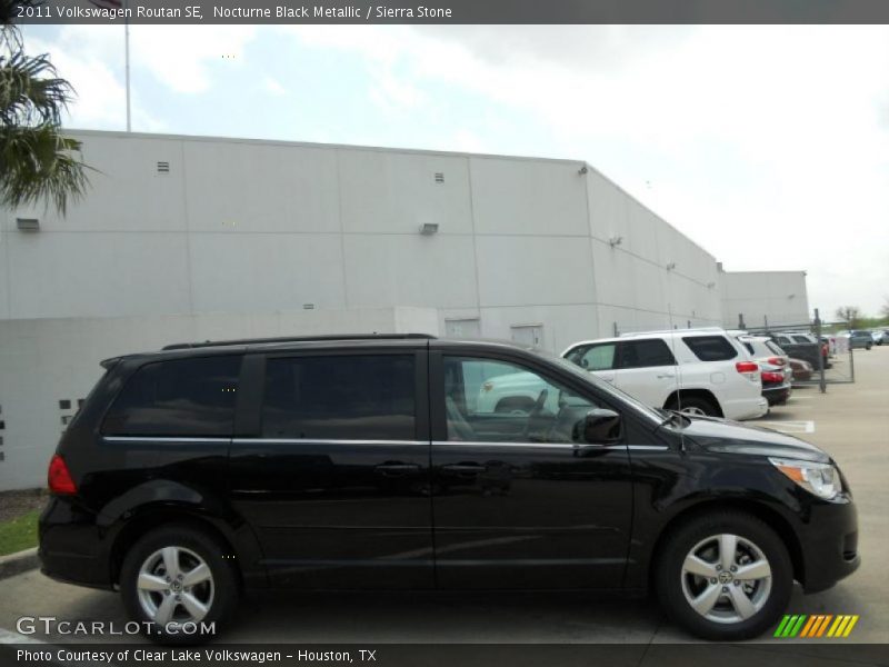 Nocturne Black Metallic / Sierra Stone 2011 Volkswagen Routan SE