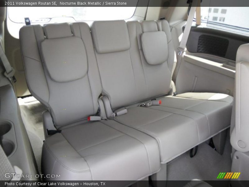 Nocturne Black Metallic / Sierra Stone 2011 Volkswagen Routan SE