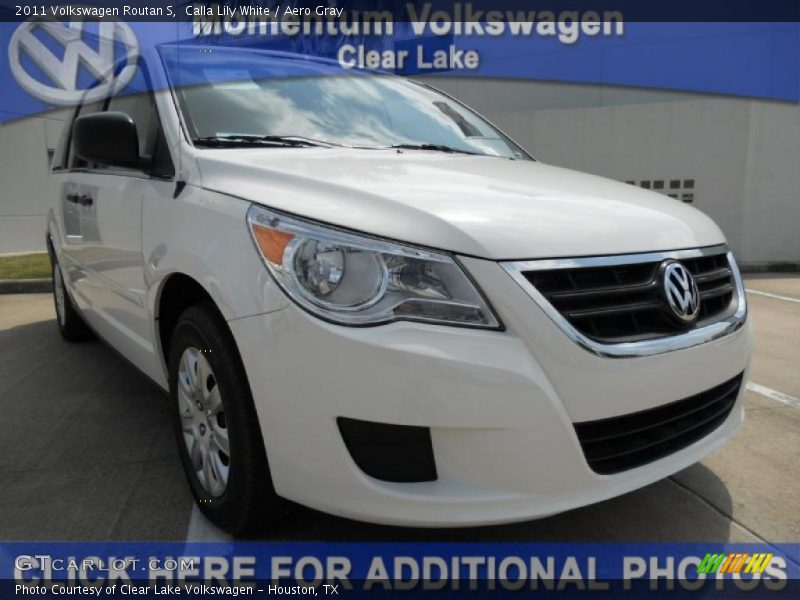 Calla Lily White / Aero Gray 2011 Volkswagen Routan S