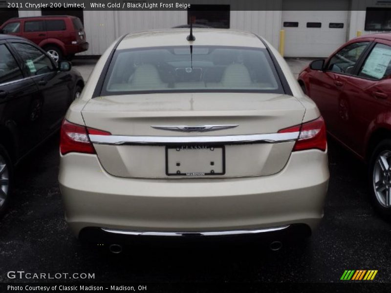 White Gold / Black/Light Frost Beige 2011 Chrysler 200 Limited