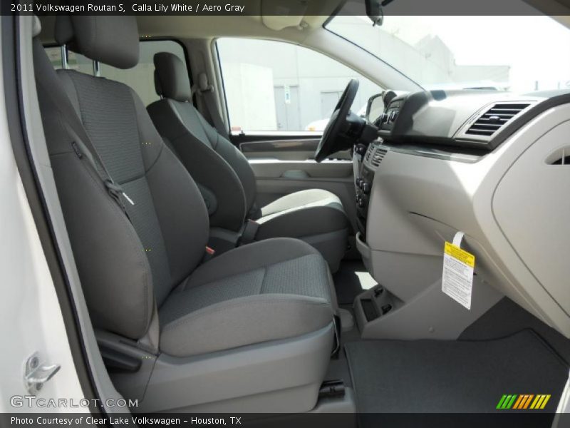 Calla Lily White / Aero Gray 2011 Volkswagen Routan S