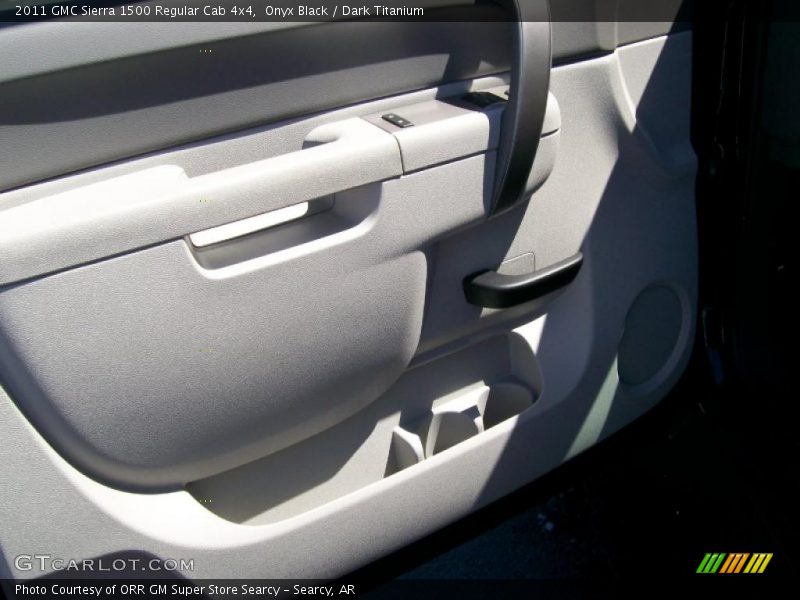 Onyx Black / Dark Titanium 2011 GMC Sierra 1500 Regular Cab 4x4