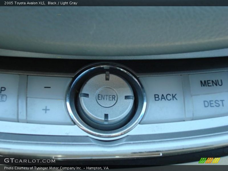 Black / Light Gray 2005 Toyota Avalon XLS