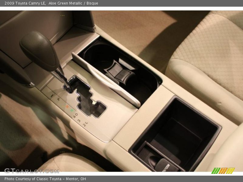 Aloe Green Metallic / Bisque 2009 Toyota Camry LE