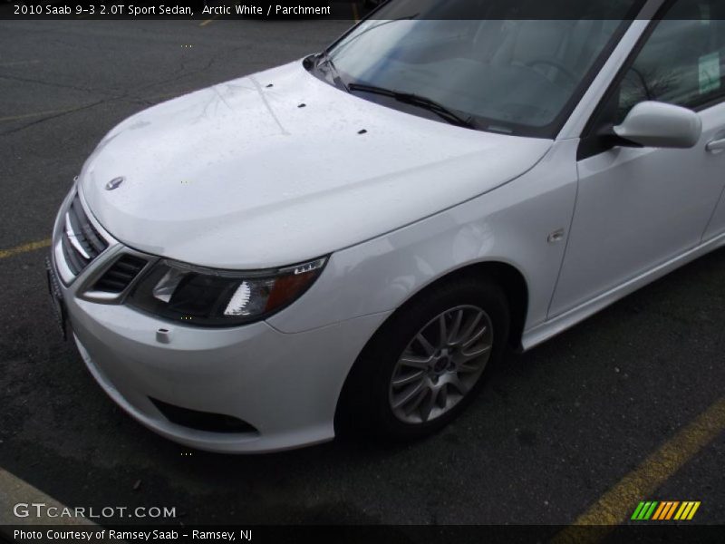 Arctic White / Parchment 2010 Saab 9-3 2.0T Sport Sedan