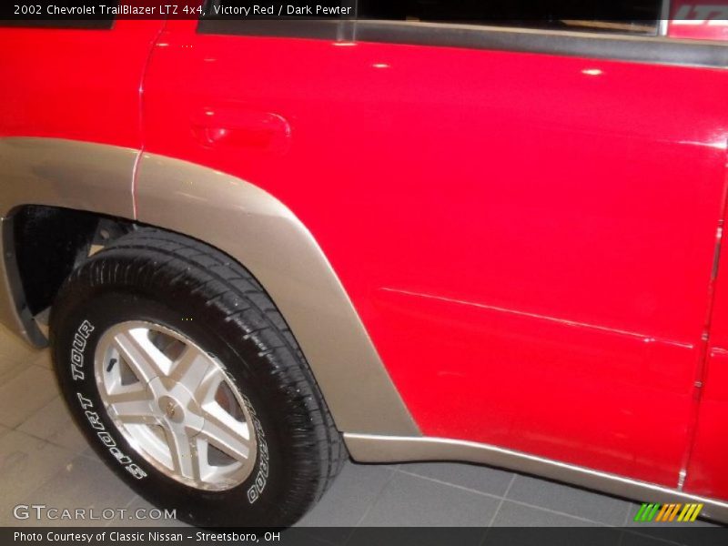 Victory Red / Dark Pewter 2002 Chevrolet TrailBlazer LTZ 4x4