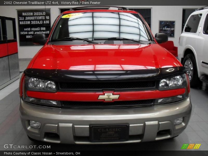Victory Red / Dark Pewter 2002 Chevrolet TrailBlazer LTZ 4x4