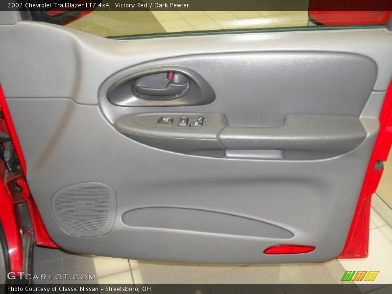 Victory Red / Dark Pewter 2002 Chevrolet TrailBlazer LTZ 4x4
