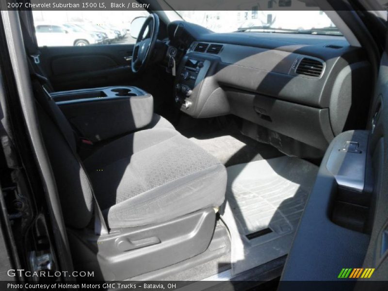 Black / Ebony 2007 Chevrolet Suburban 1500 LS