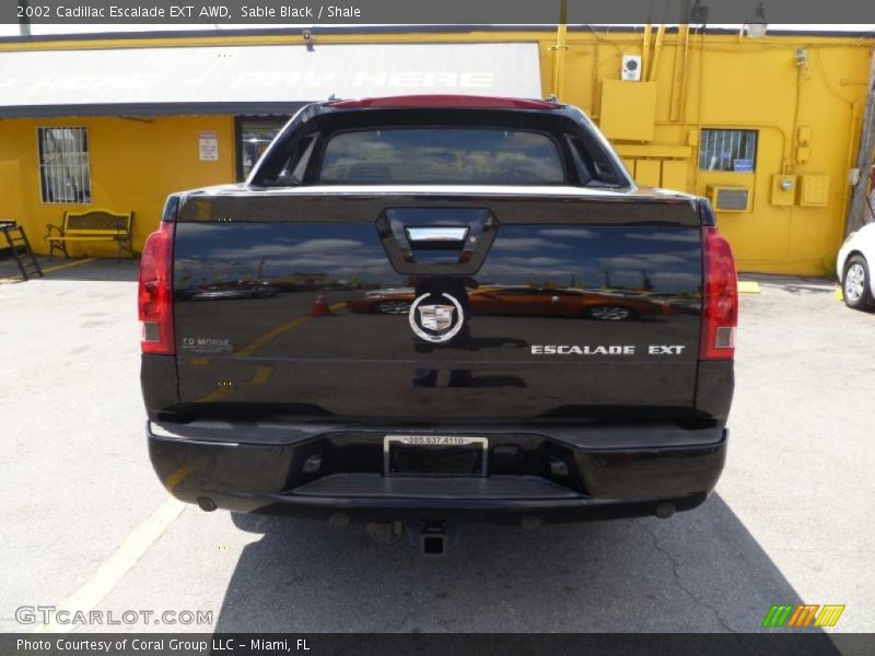 Sable Black / Shale 2002 Cadillac Escalade EXT AWD