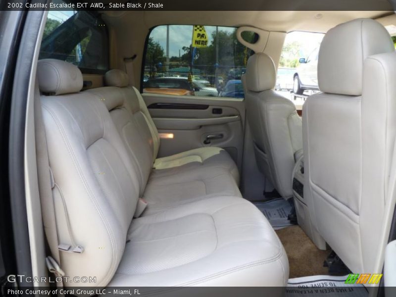 Sable Black / Shale 2002 Cadillac Escalade EXT AWD