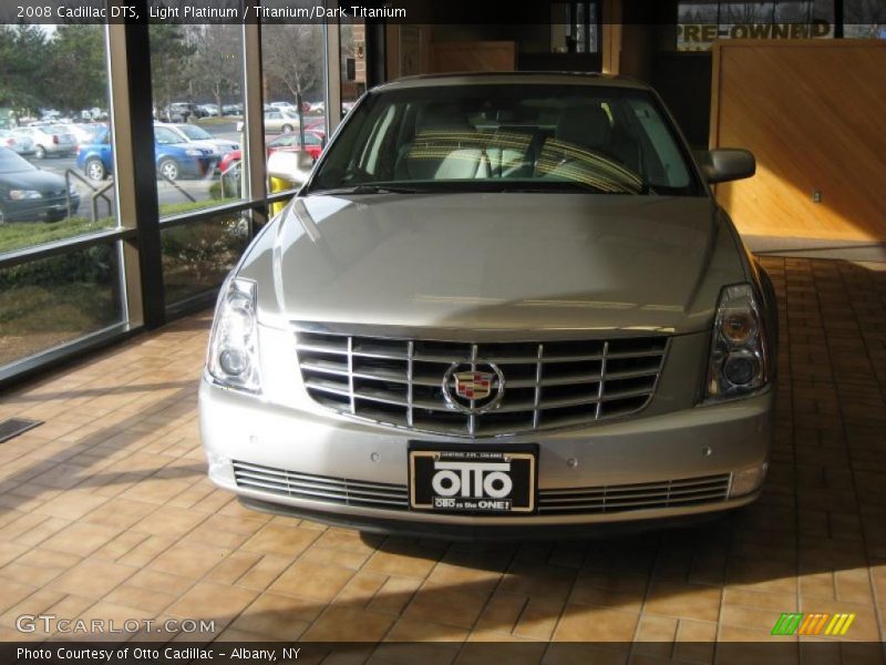 Light Platinum / Titanium/Dark Titanium 2008 Cadillac DTS