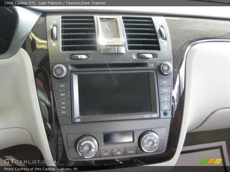 Light Platinum / Titanium/Dark Titanium 2008 Cadillac DTS