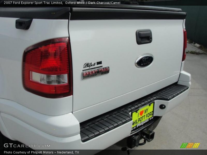 Oxford White / Dark Charcoal/Camel 2007 Ford Explorer Sport Trac Limited