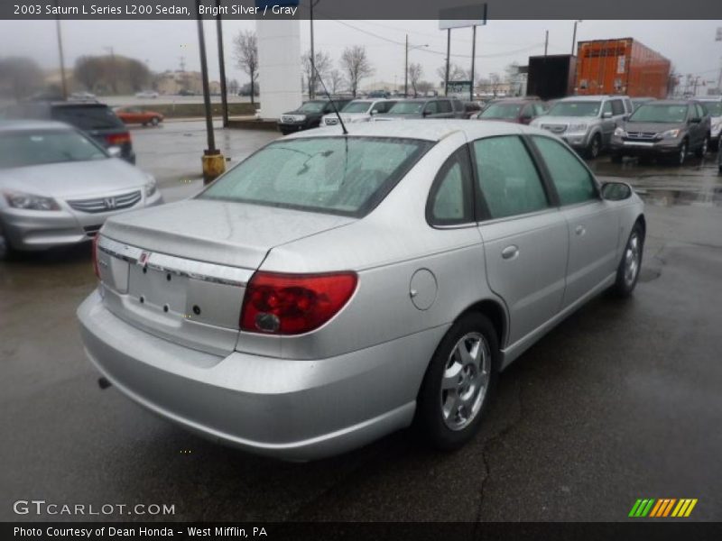 Bright Silver / Gray 2003 Saturn L Series L200 Sedan