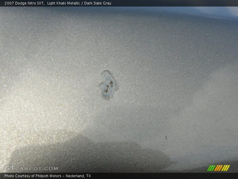 Light Khaki Metallic / Dark Slate Gray 2007 Dodge Nitro SXT