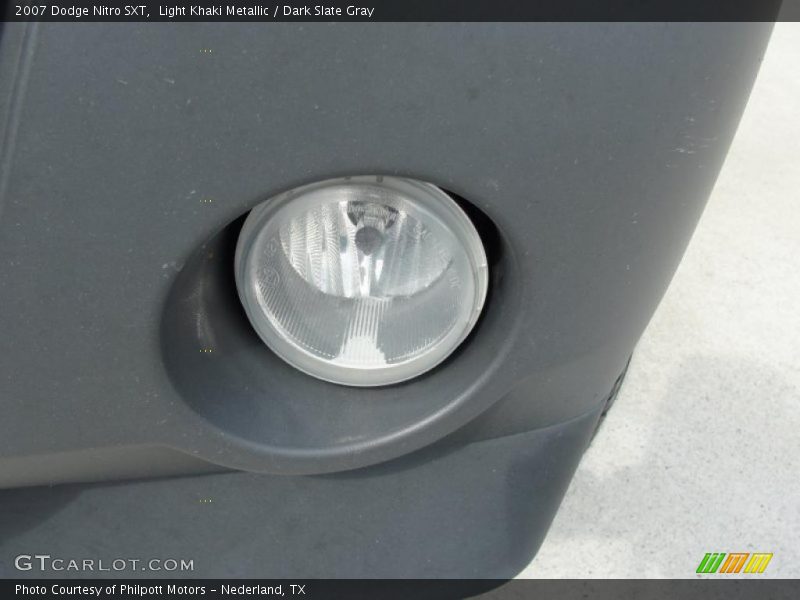 Light Khaki Metallic / Dark Slate Gray 2007 Dodge Nitro SXT