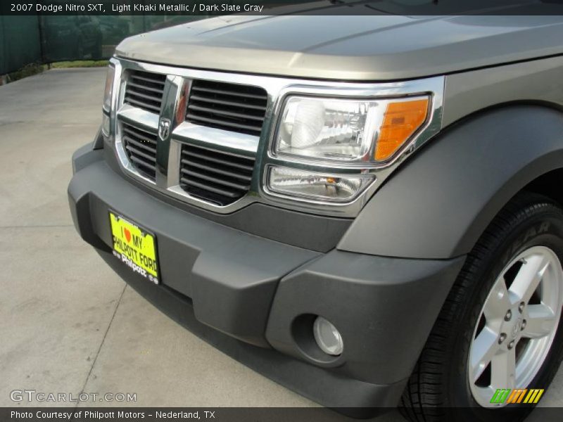 Light Khaki Metallic / Dark Slate Gray 2007 Dodge Nitro SXT