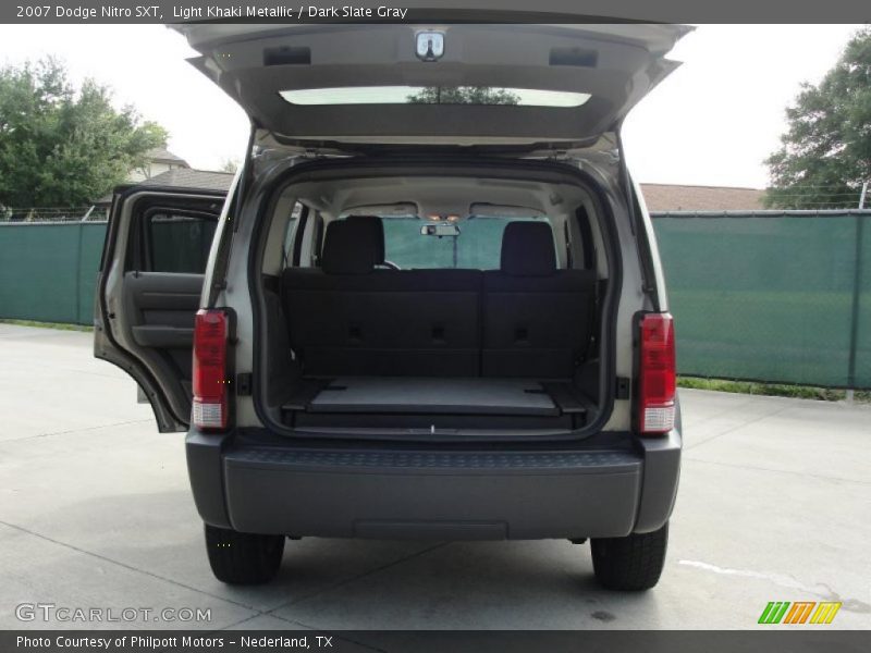 Light Khaki Metallic / Dark Slate Gray 2007 Dodge Nitro SXT