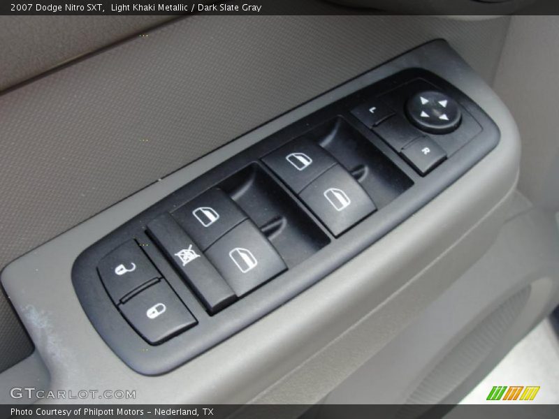 Light Khaki Metallic / Dark Slate Gray 2007 Dodge Nitro SXT