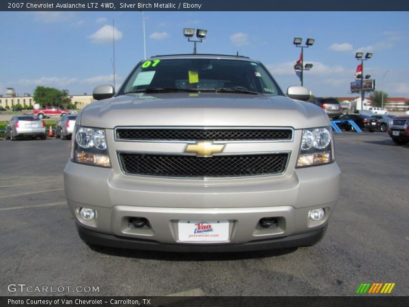 Silver Birch Metallic / Ebony 2007 Chevrolet Avalanche LTZ 4WD