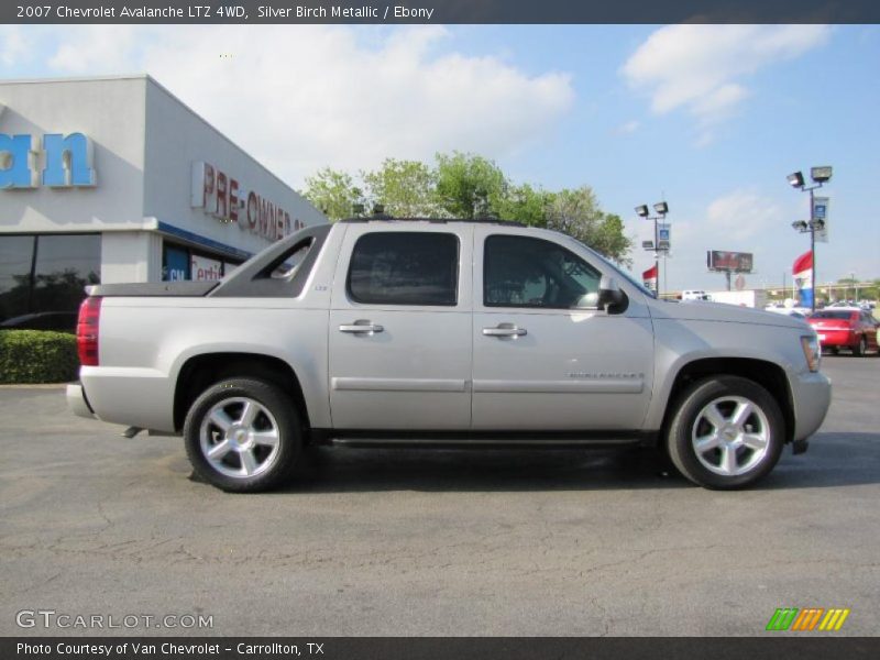 Silver Birch Metallic / Ebony 2007 Chevrolet Avalanche LTZ 4WD