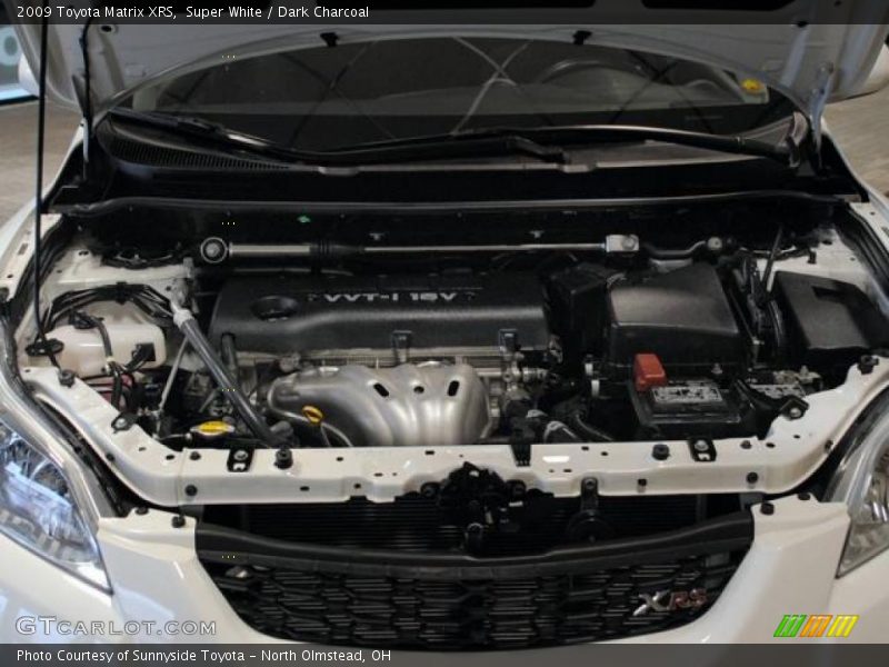 Super White / Dark Charcoal 2009 Toyota Matrix XRS