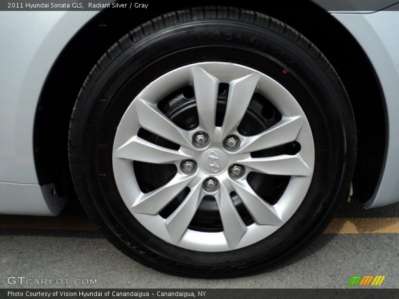 Radiant Silver / Gray 2011 Hyundai Sonata GLS