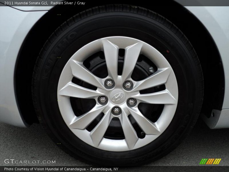 Radiant Silver / Gray 2011 Hyundai Sonata GLS
