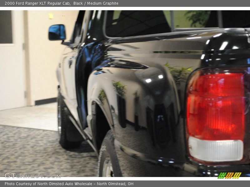 Black / Medium Graphite 2000 Ford Ranger XLT Regular Cab