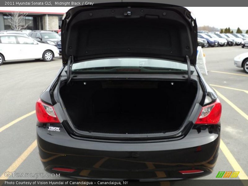 Midnight Black / Gray 2011 Hyundai Sonata GLS