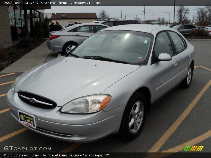 Silver Frost Metallic / Medium Graphite 2002 Ford Taurus SES