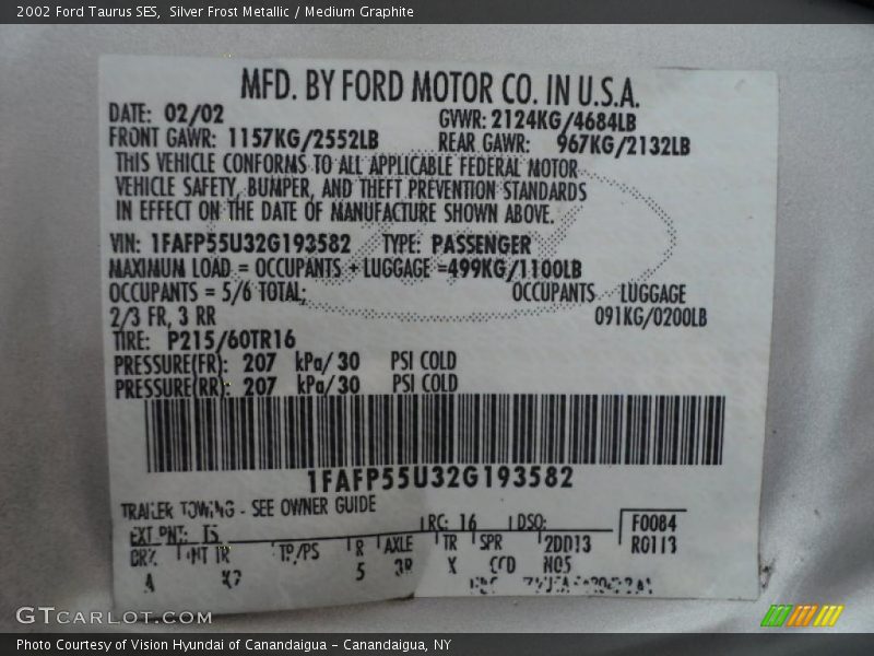 Silver Frost Metallic / Medium Graphite 2002 Ford Taurus SES