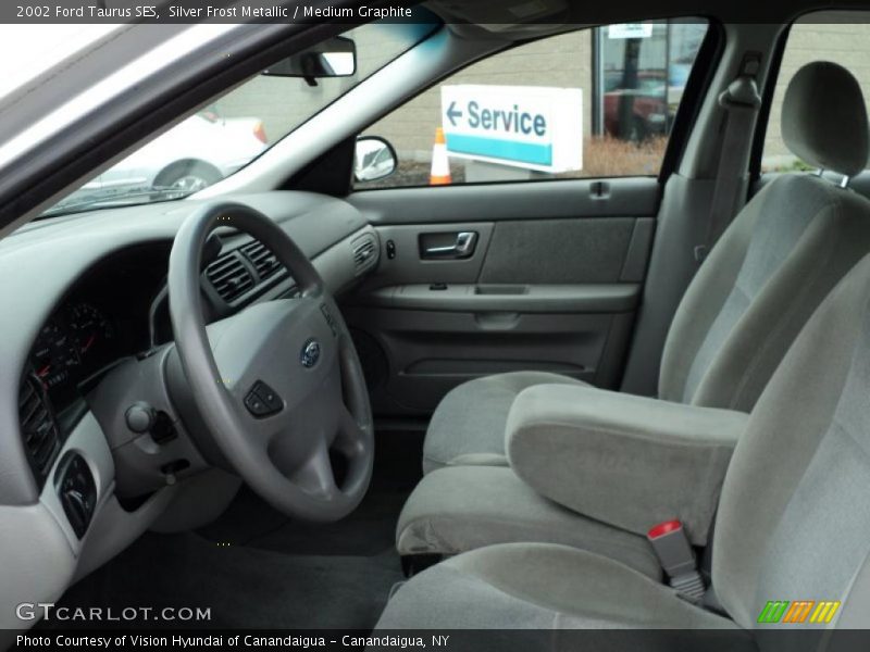 Silver Frost Metallic / Medium Graphite 2002 Ford Taurus SES