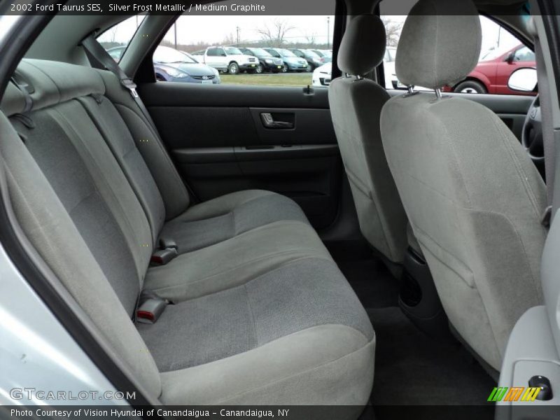 Silver Frost Metallic / Medium Graphite 2002 Ford Taurus SES