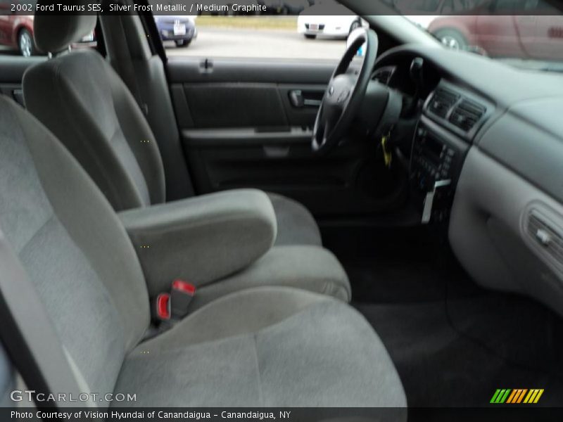 Silver Frost Metallic / Medium Graphite 2002 Ford Taurus SES