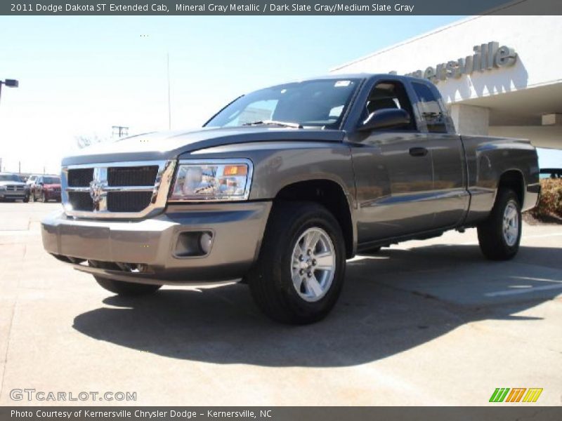 Mineral Gray Metallic / Dark Slate Gray/Medium Slate Gray 2011 Dodge Dakota ST Extended Cab