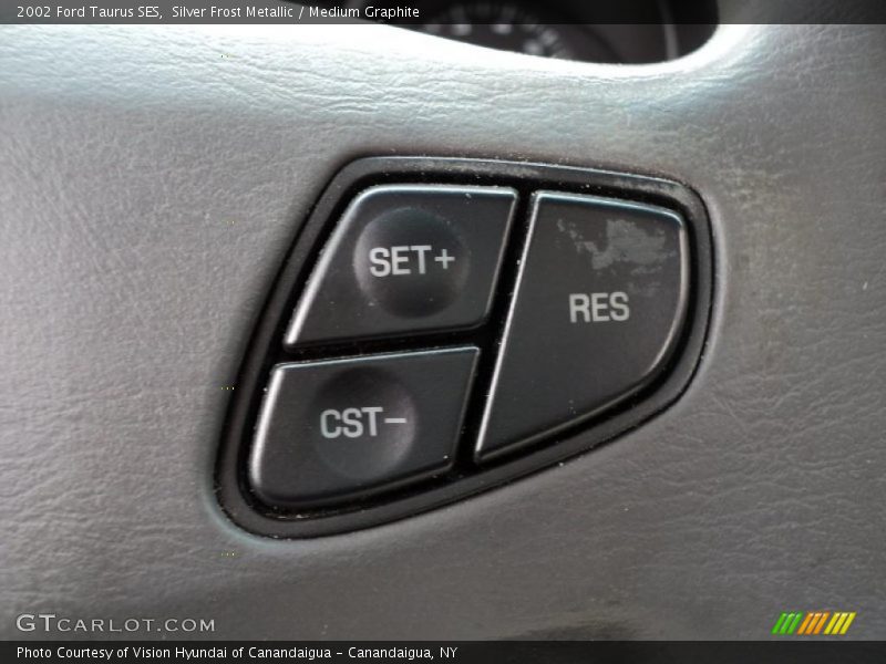 Silver Frost Metallic / Medium Graphite 2002 Ford Taurus SES