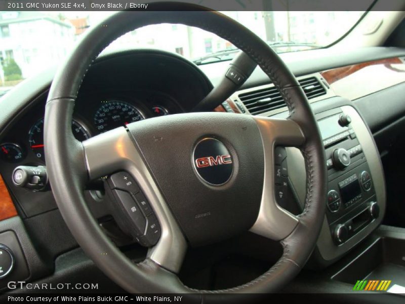 Onyx Black / Ebony 2011 GMC Yukon SLE 4x4