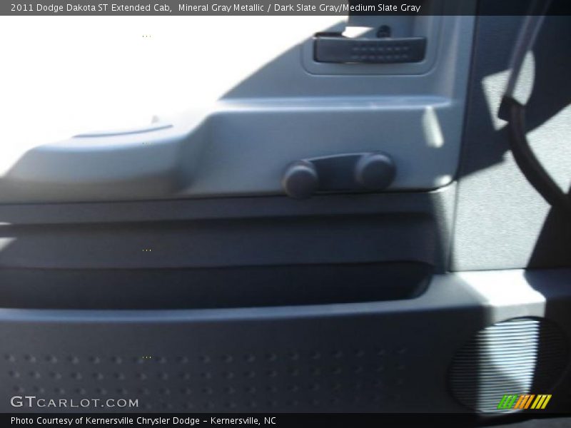 Mineral Gray Metallic / Dark Slate Gray/Medium Slate Gray 2011 Dodge Dakota ST Extended Cab