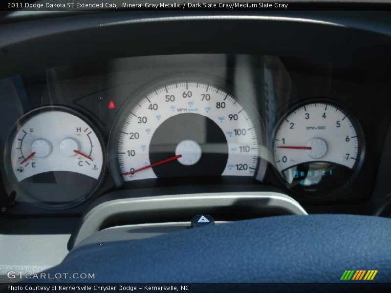 Mineral Gray Metallic / Dark Slate Gray/Medium Slate Gray 2011 Dodge Dakota ST Extended Cab