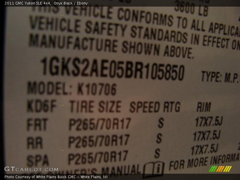 Onyx Black / Ebony 2011 GMC Yukon SLE 4x4