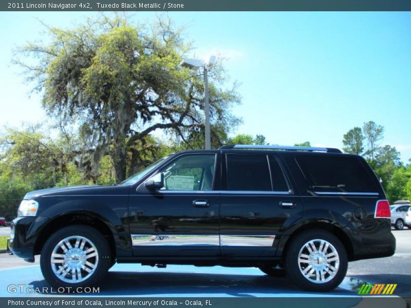 Tuxedo Black Metallic / Stone 2011 Lincoln Navigator 4x2