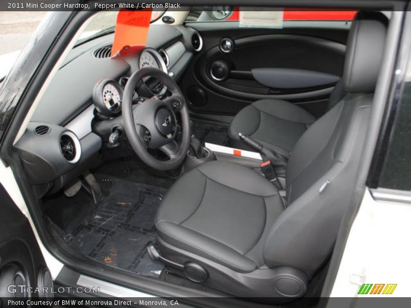 Pepper White / Carbon Black 2011 Mini Cooper Hardtop