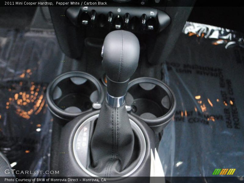 Pepper White / Carbon Black 2011 Mini Cooper Hardtop