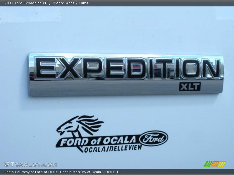 Oxford White / Camel 2011 Ford Expedition XLT