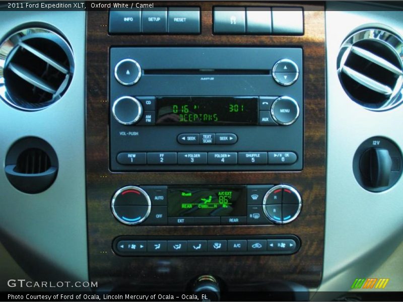 Oxford White / Camel 2011 Ford Expedition XLT
